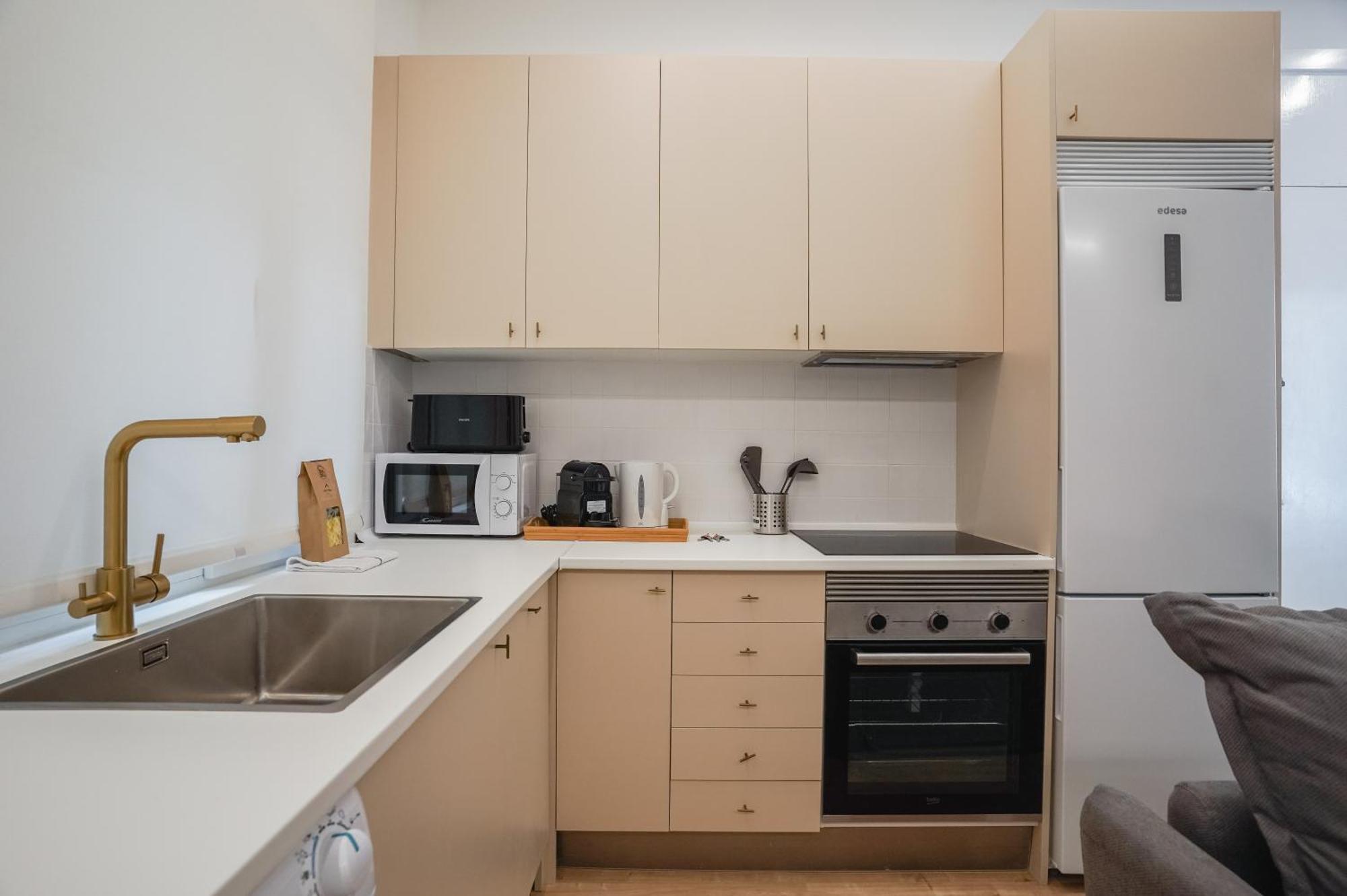 Cozy And Modern-1Bedroom 1Bathroom-Delicias Madryt Zewnętrze zdjęcie