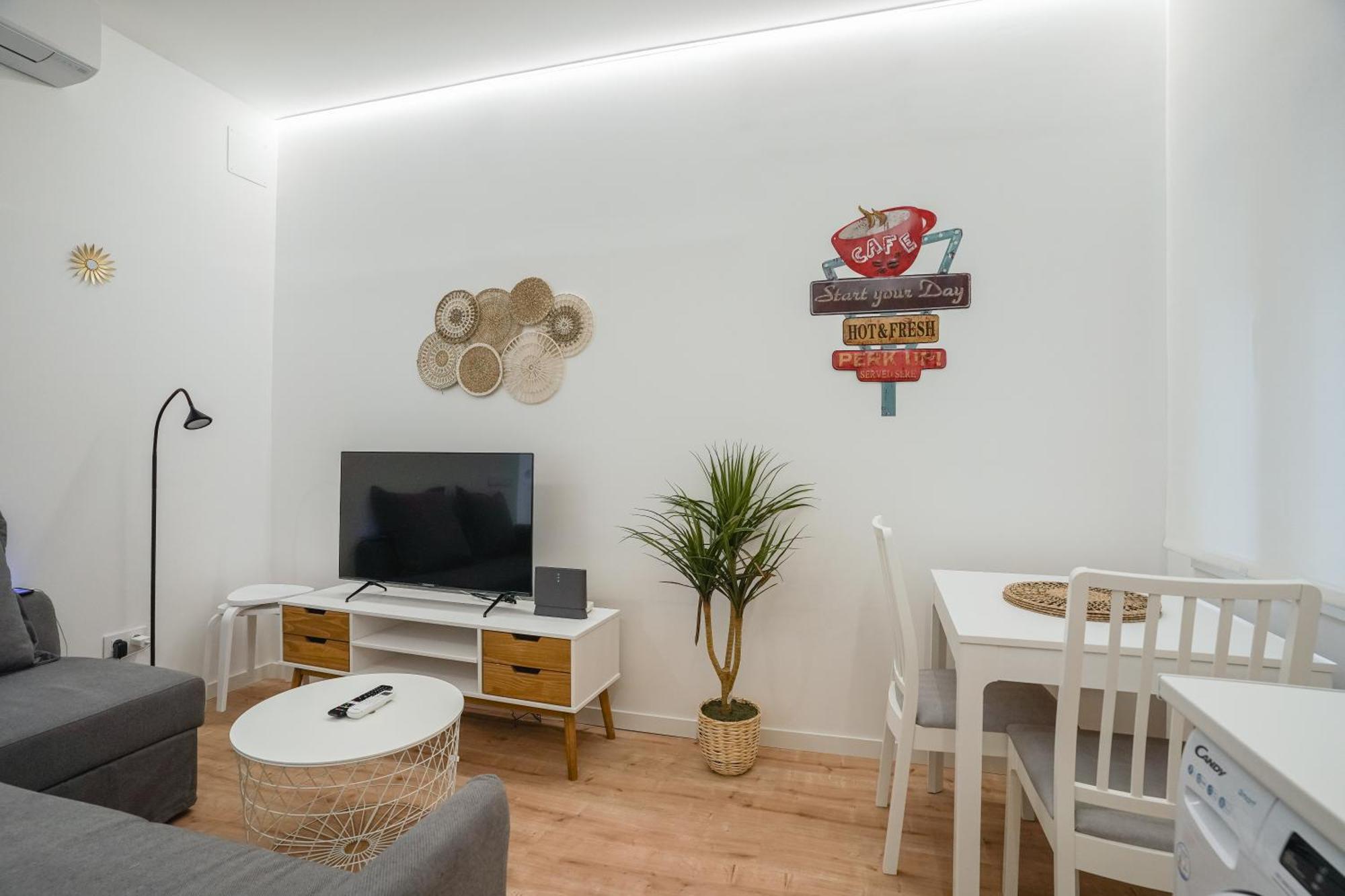 Cozy And Modern-1Bedroom 1Bathroom-Delicias Madryt Zewnętrze zdjęcie
